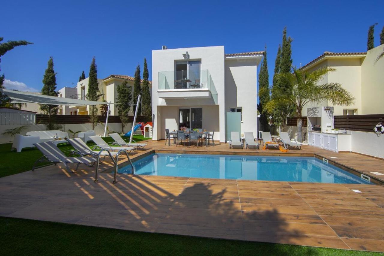 פרוטאראס Tsokkos Family Villa - Pool Garden 2' Walk To Beach מראה חיצוני תמונה