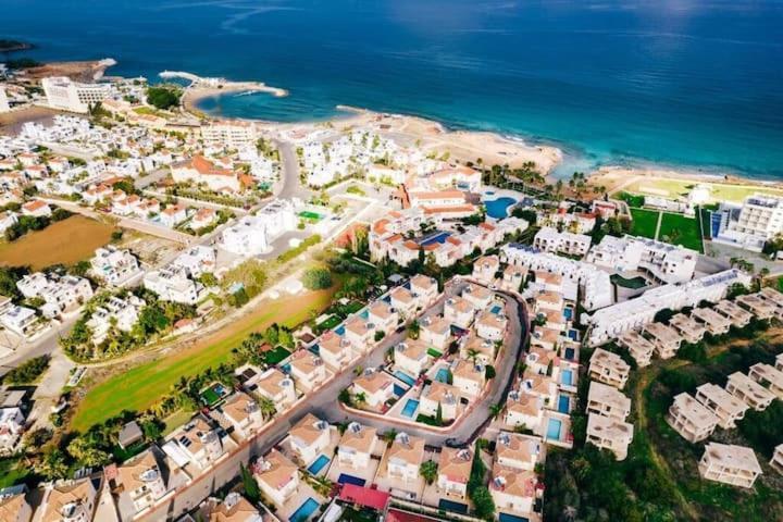 פרוטאראס Tsokkos Family Villa - Pool Garden 2' Walk To Beach מראה חיצוני תמונה